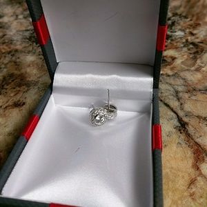 Brand New Diamond Earings